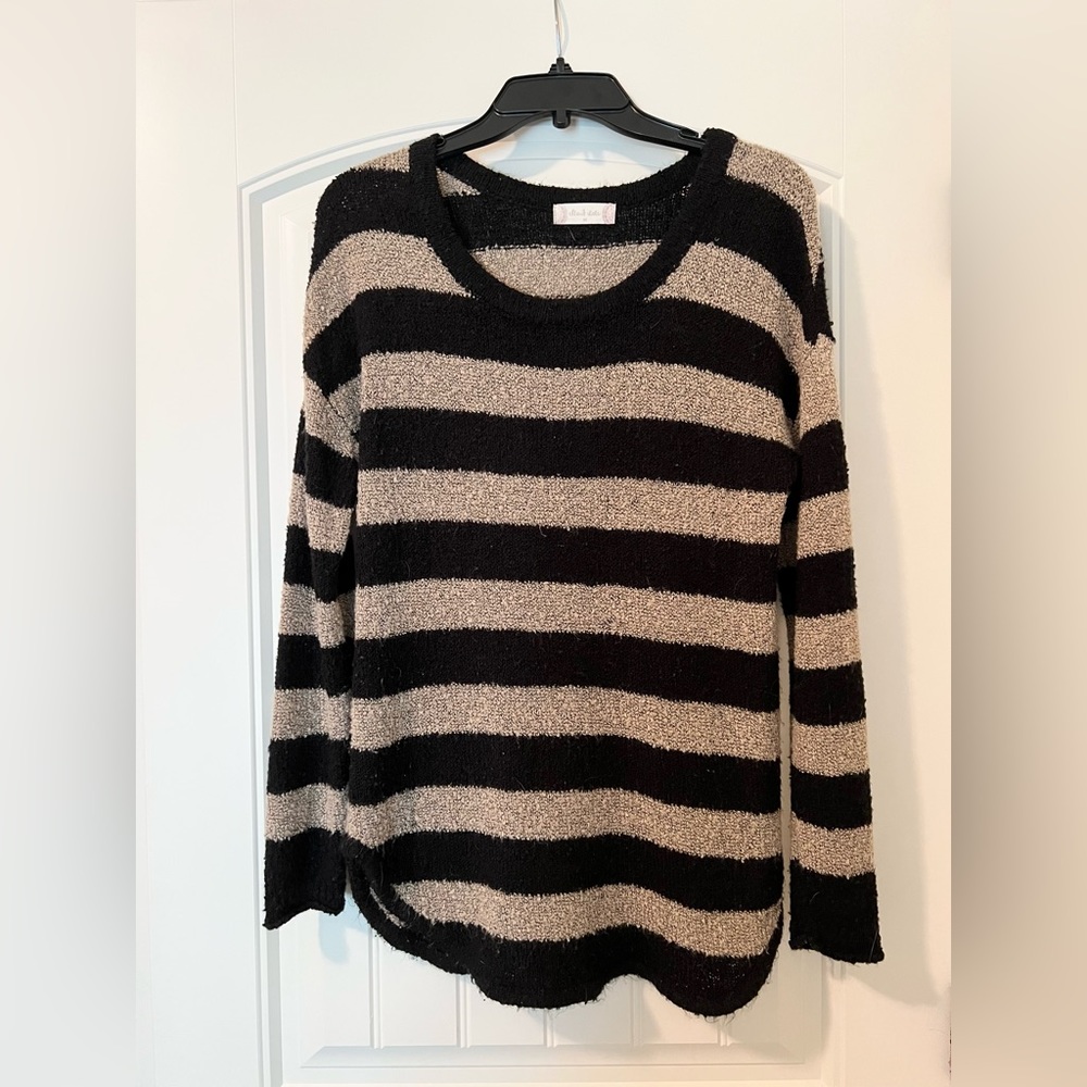 Women’s sweater